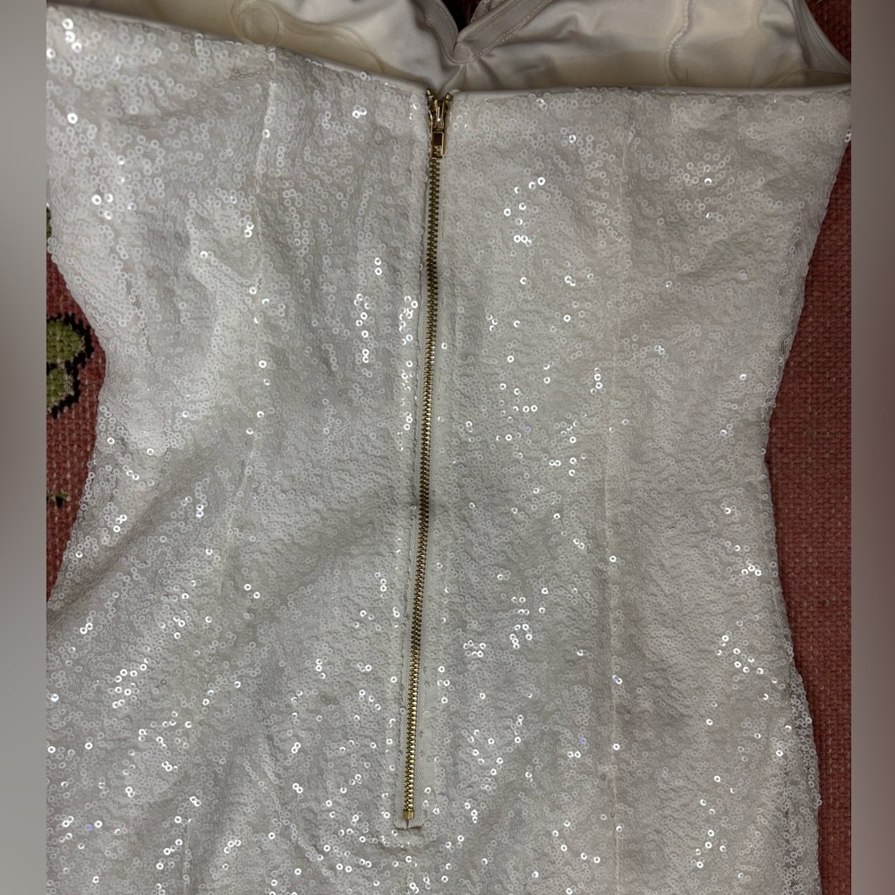 Altar’d State white bow strapless sequin mini dress. Size medium - Picture 5 of 5
